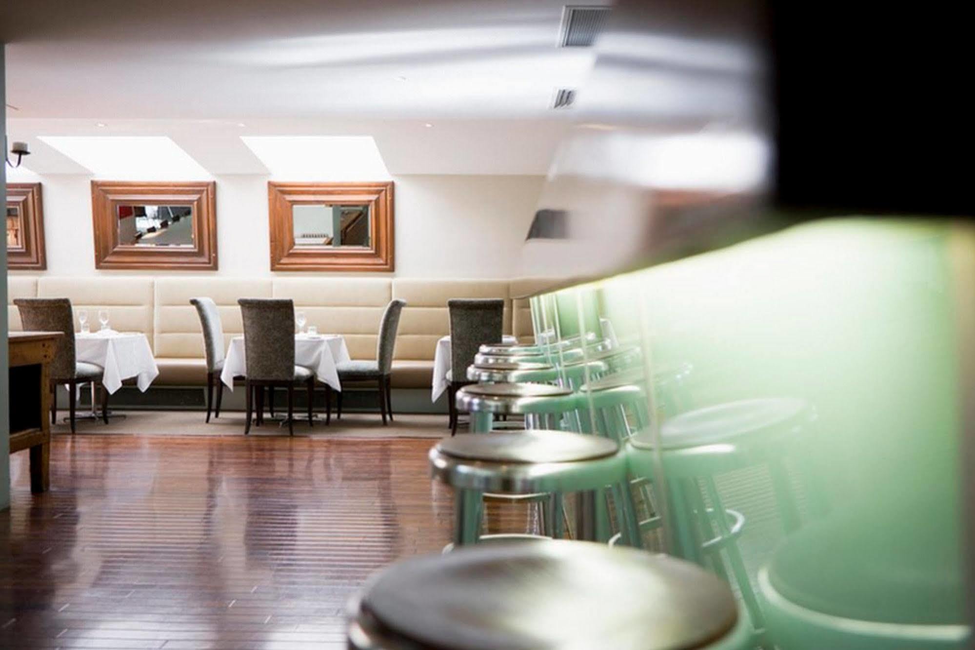 Aparthotel Mantra On Northbourne Canberra Restaurace fotografie